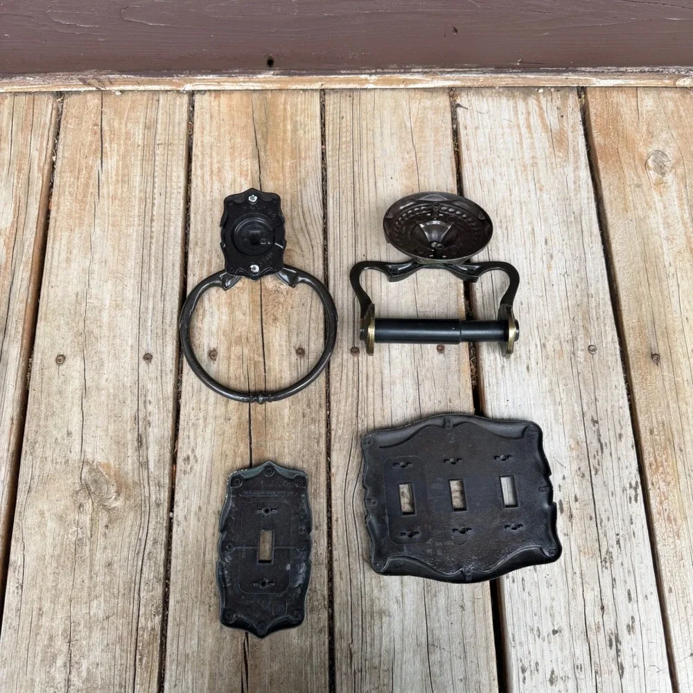 Vtg Amerock Carriage House Bath Hardware Set 1972 Brass Towel Ring Switch Plate